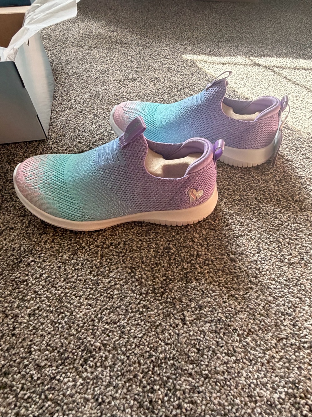 BRAND NEW!! Skechers Girls Slip-On Gradient Knit Sneakers - Pastel Purple & Teal